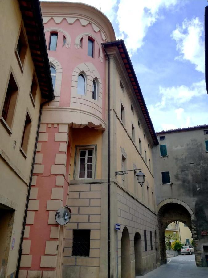 Mansarda Con Solarium Panoramico Su Centro Storico Di Sarteano Vicino Alle Famose Terme Della Val D'Orcia Apartamento Exterior foto