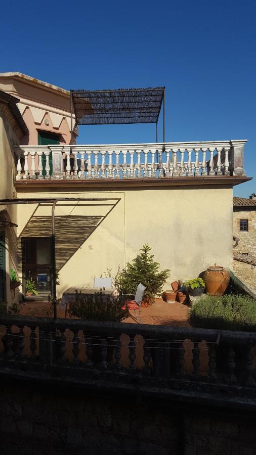 Mansarda Con Solarium Panoramico Su Centro Storico Di Sarteano Vicino Alle Famose Terme Della Val D'Orcia Apartamento Exterior foto